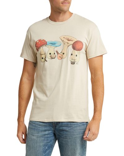 Altru Fungi Cotton Graphic T-shirt - Natural