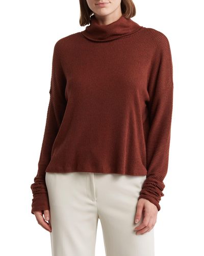 Bobeau Ribbed Crop Pullover Sweater - Brown