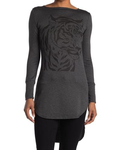 Go Couture Graphic Boat Neck Top - Gray