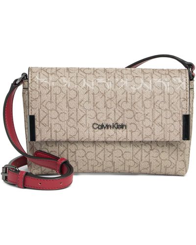Calvin Klein Kaitlyn Faux Leather Crossbody Bag in Natural