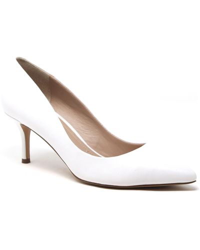 Charles David Angelica Pointed Toe Pump - White