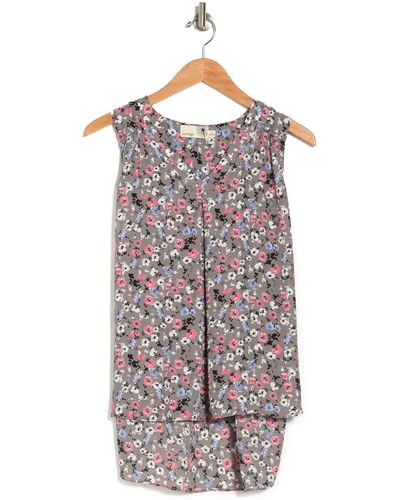 Everleigh V-neck Inverted Front Pleat Tank In Greywhite Blush Floral At Nordstrom Rack - Multicolor