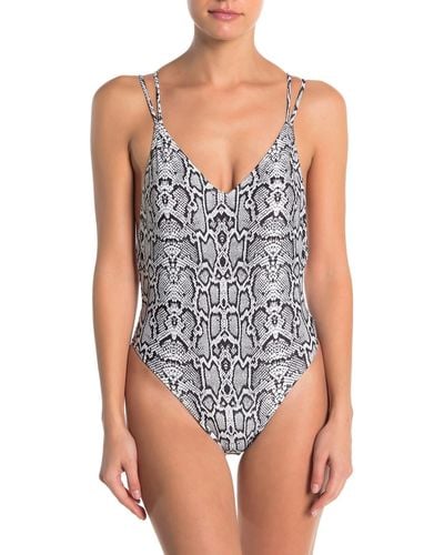 Kendall + Kylie Kendall + Kylie Printed One-piece Swimsuit In Black/white Snake At Nordstrom Rack