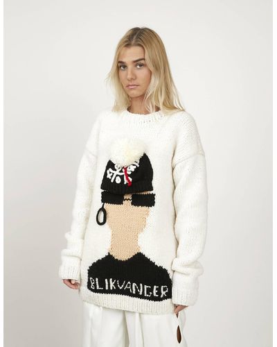 BLIKVANGER White Sweater With An Almost-real Embroidered Hat