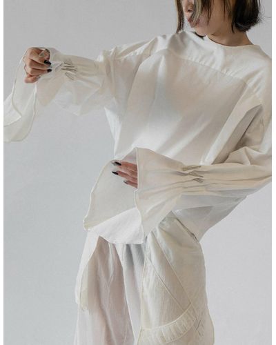 FORME DE FLUIDITÉ Ruffled Sleeves Cotton Shirt - White - Gray