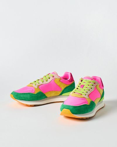 Womens neon hotsell trainers