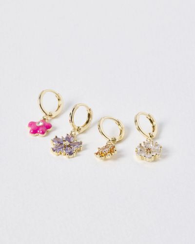 Oliver Bonas Camellia Flower Mismatch Huggie Earrings Set - Metallic