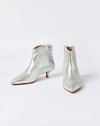 Oliver Bonas Pointed Kitten Heel Leather Boots - White