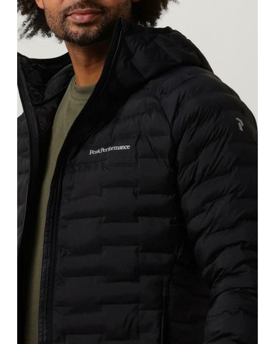 Peak Performance Wattierte Jack M Argon Light Hood Jacket - Schwarz