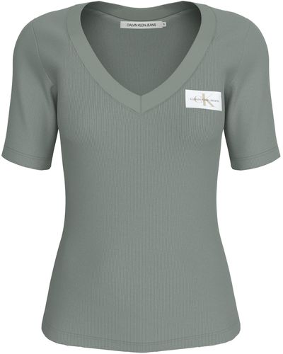 Calvin Klein T-Shirt WOVEN LABEL RIB V-NECK TEE mit Logomarkenpatch - Grau