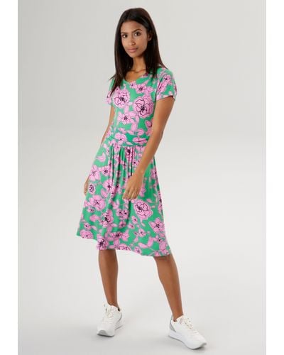 Aniston SELECTED Sommerkleid mit Taillenbund und trendy Blumendruck - Mehrfarbig