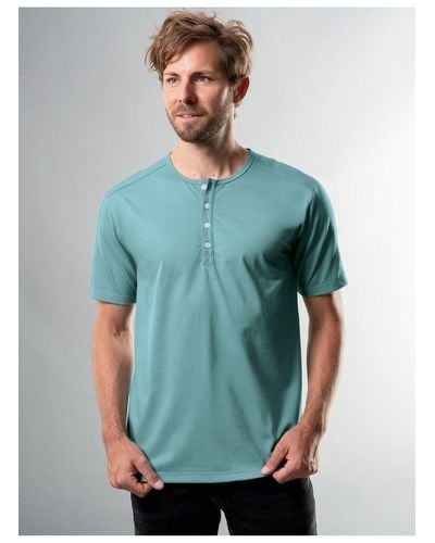 Trigema T-Shirt mit Knopfleiste DELUXE Baumwolle (1-tlg) - Grün
