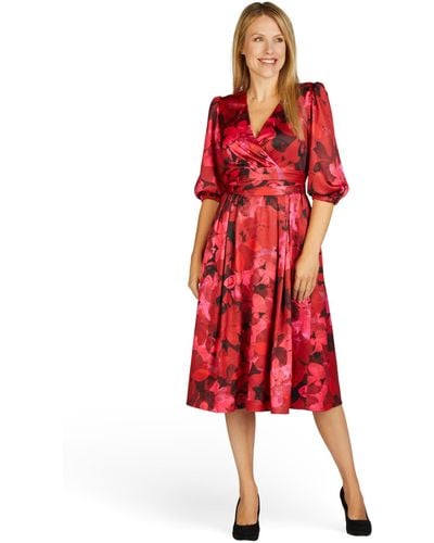 KLEO Abendkleid aus Satin Mit seitlichen Eingrifftaschen - Rot