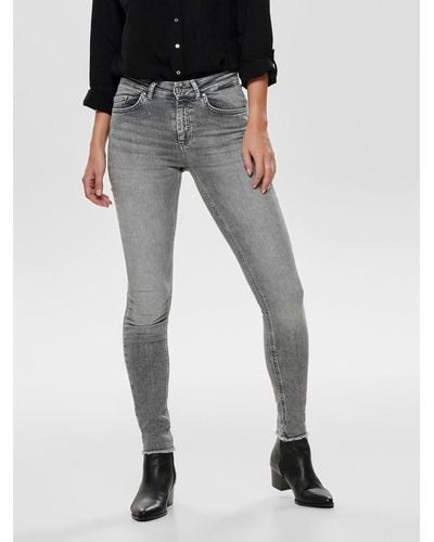 ONLY Skinny-fit-Jeans BLUSH mit ausgefranstem Saum - Grau