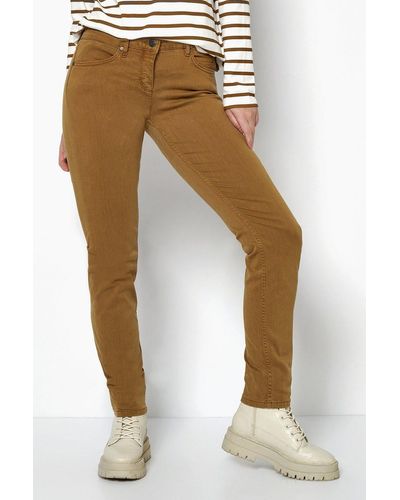Toni 5-Pocket-Jeans Perfect Shape mit Schmückung auf der Hinterhosentasche - Braun
