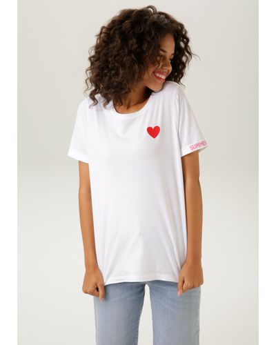 Aniston CASUAL T-Shirt mit Herz-Applikation und bedrucktem Rücken - Weiß