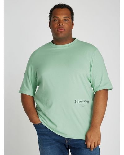 Calvin Klein BT_OFF PLACEMENT LOGO T-SHIRT in groß Größen mit Markenlabel - Grün