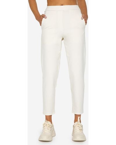 SassyClassy Ässige Jersey Chinohose Stoffhose mit verkürzter länge und elastischer Taille Made in Italy - Weiß