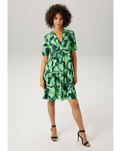 Aniston CASUAL Sommerkleid mit farbenfrohem, graphischem Druck - Grün