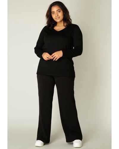 Base Level Curvy Bekleidung für Damen | Online-Schlussverkauf – Bis zu 31%  Rabatt | Lyst DE | T-Shirts