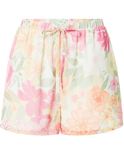 NA-KD Shorts (1-tlg) Drapiert/gerafft - Pink