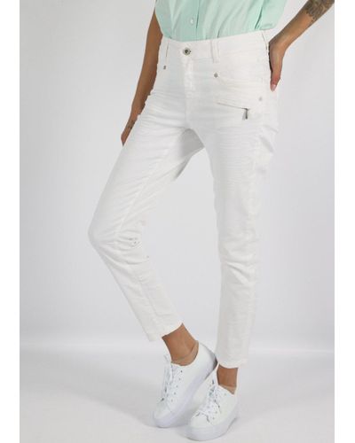 Miracle of Denim - weiße Basic - sommerliche Jeans - Suzy Skinny Fit