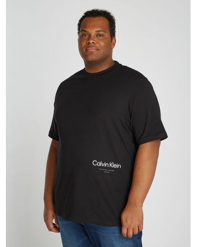 Calvin Klein BT_OFF PLACEMENT LOGO T-SHIRT in groß Größen mit Markenlabel - Schwarz