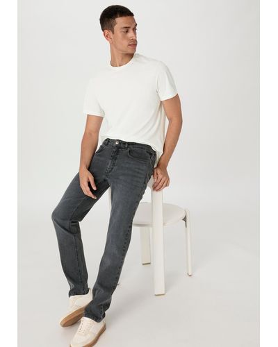 HESSNATUR Bequeme Jeans BEN Regular Straight BETTERRECYCLING aus Bio-Denim (1-tlg) - Weiß