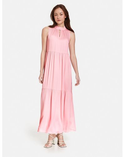 Taifun Minikleid Fein schimmerndes Kleid ohne Arm - Pink