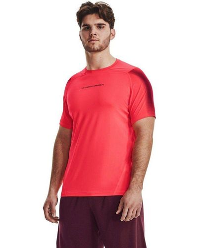 Under Armour Under ® T-Shirt Hg Armour Nov Fitted Short Sleeve - Rot