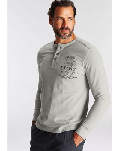 Man's World Man's World Henleyshirt mit Brustprint und Knopfleiste - Grau