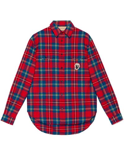 Gucci Camisa de tartán con parche de mofeta - Rojo