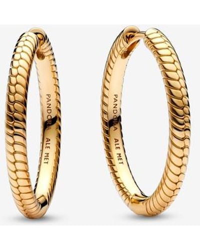 PANDORA Charm-Ohrringe mit 14 Karat vergoldeter Metalllegierung mit Schlangengliederkettenmuster - Mettallic