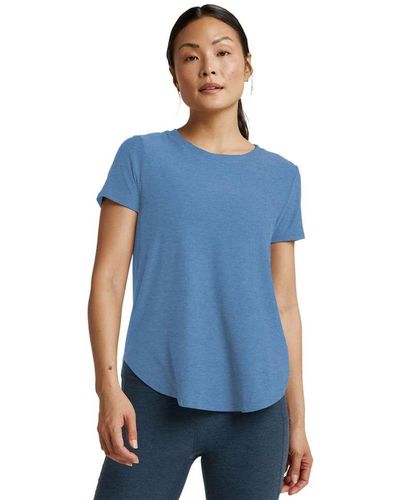 Beyond Yoga Featherweight On The Down Low T-shirt Featherweight On The Down Low T-shirt - Blue