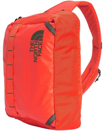 The North Face Base Camp Voyager Sling - Red