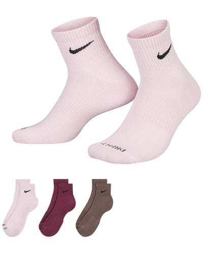 Nike 3pk Drifit Cushion 1/4 S Socks 3pk Drifit Cushion 1/4 S Socks - Pink