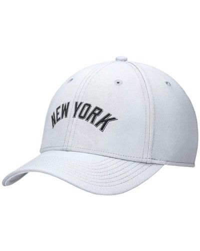 Nike Mlb New York Yankees Evergreen Swoosh Hat Mlb New York Yankees Evergreen Swoosh Hat - White