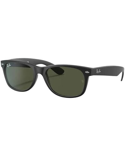 Ray-Ban Rb2132 145 55 New Wayfarer Sunglasses Rubber Black / Green