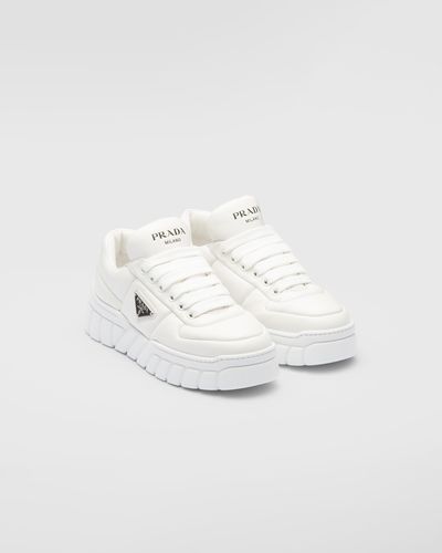 Prada Sneaker Aus Gepolstertem Nappa-leder - Weiß