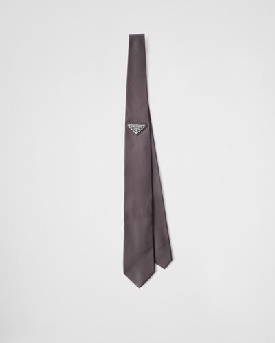 Prada Cravatta con logo a triangolo - Grigio