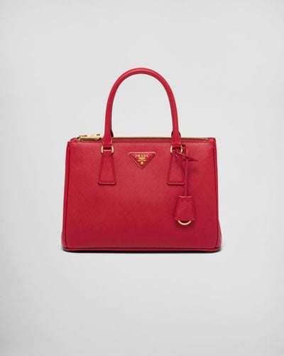 Prada Mittelgroße Galleria Tasche Aus Saffiano-leder - Rot