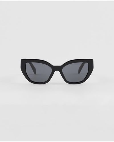 Prada Sunglasses With Logo - Gray