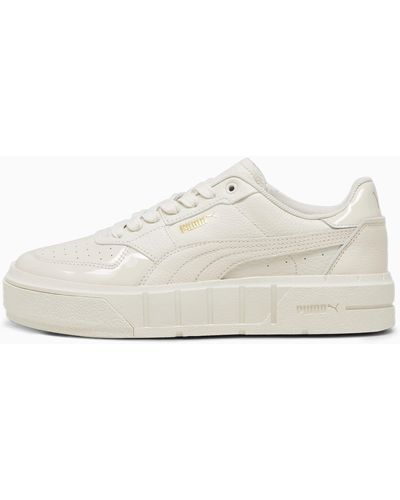 PUMA Cali Court Sneakers mit Lackleder Schuhe - Weiß