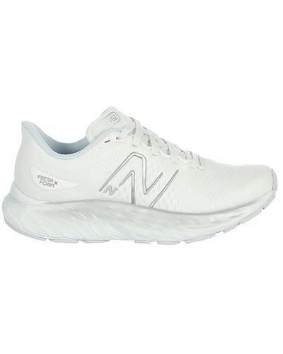 New Balance Fresh Foam Evoz V3 Running Shoe - White