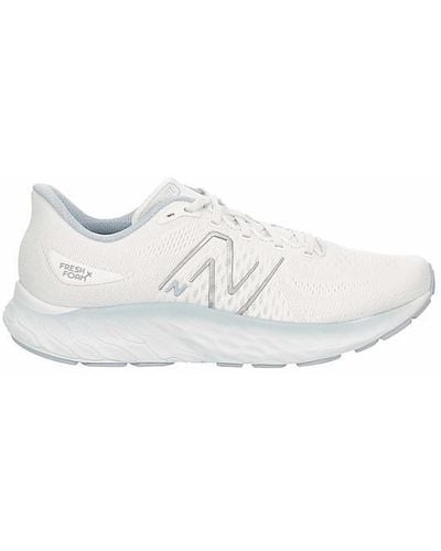 New Balance Fresh Foam Evos V3 Running Shoe - White