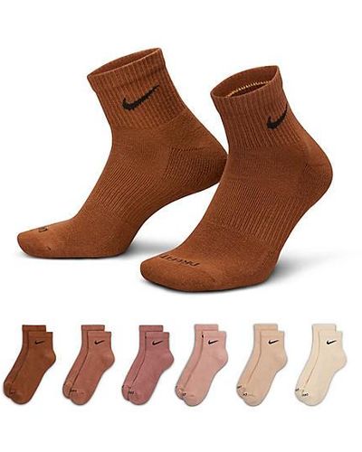 Nike Large Quarter Socks 6 Pairs - Brown