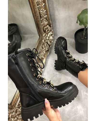 Rebellious Fashion Chain Detail Faux Leather Boots - Niska - Black