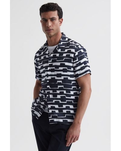 Reiss Oakland - Navy/white Abstract Printed Cuban Collar Shirt, Xxl - Blue