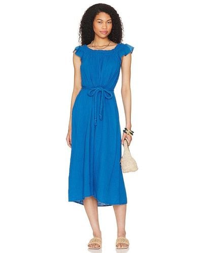 https://cdna.lystit.com/400/500/tr/photos/revolveclothing/29257fef/velvet-by-graham-and-spencer-Blue-Justine-Dress.jpeg