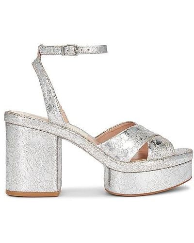 Dolce Vita Laisha Sandal - White